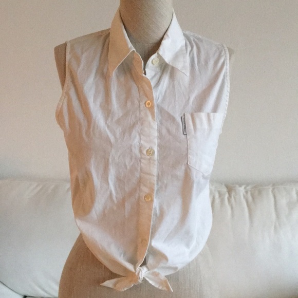 Thomas Burberry - Summer Top - Picture 1 of 3